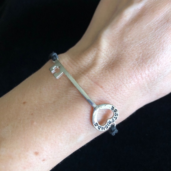 Claire's Jewelry - Vintage Claire’s Best Friends Silver Tone Key Friendship Bracelet